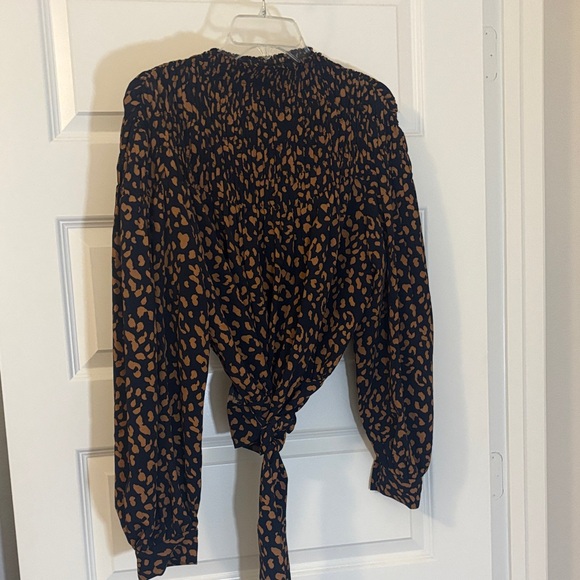 Bardot Tops - Bardot rouched high neck blouse navy & orange SZ Large wrap around tie dressy